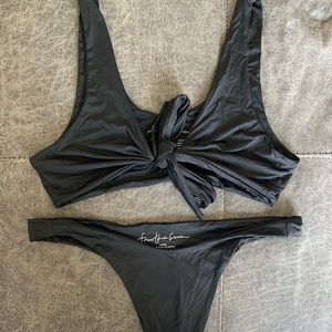 437 swimwear Kenzie set!